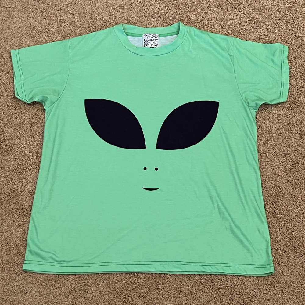 Omighty Alien Tee Size S